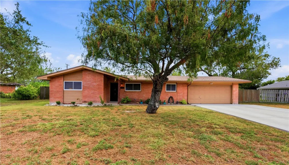 9501 Wilkins Dr Corpus Christi, TX 78410
