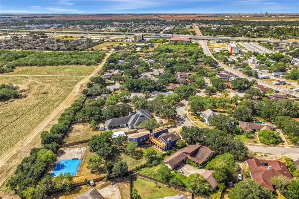 3730 Castle River Drive Corpus Christi, TX 78410