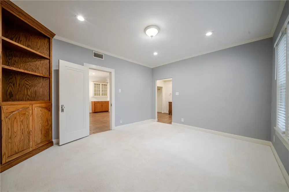 205 E Cleveland Street Beeville, TX 78102