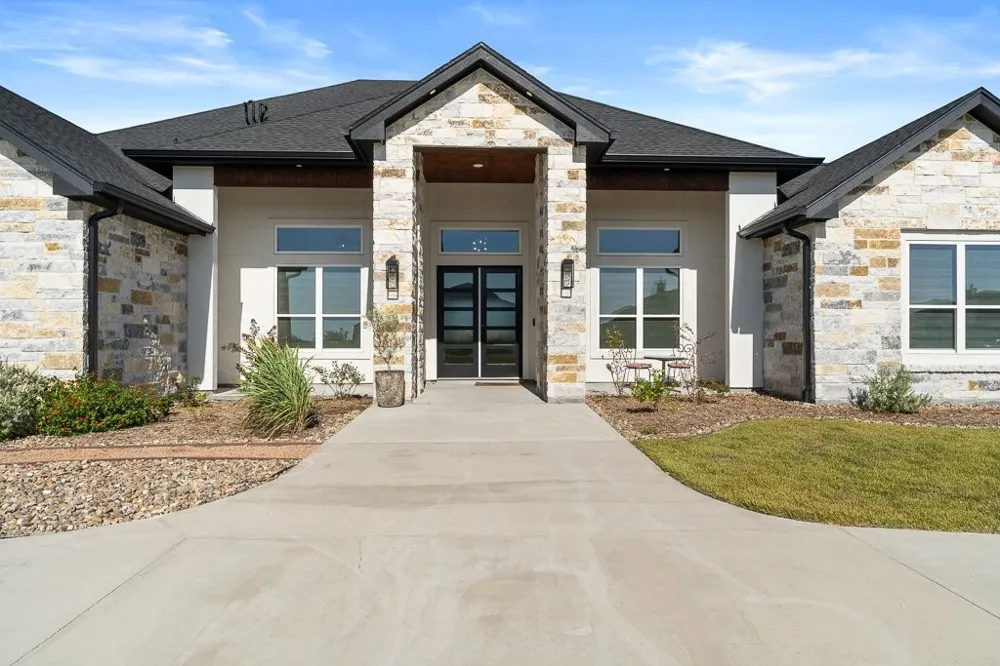 2326 Shaftsbury Drive Corpus Christi, TX 78415