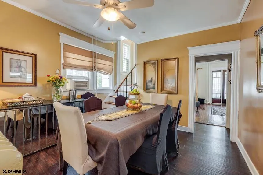 24 S Vassar Sq Ventnor, NJ 08406