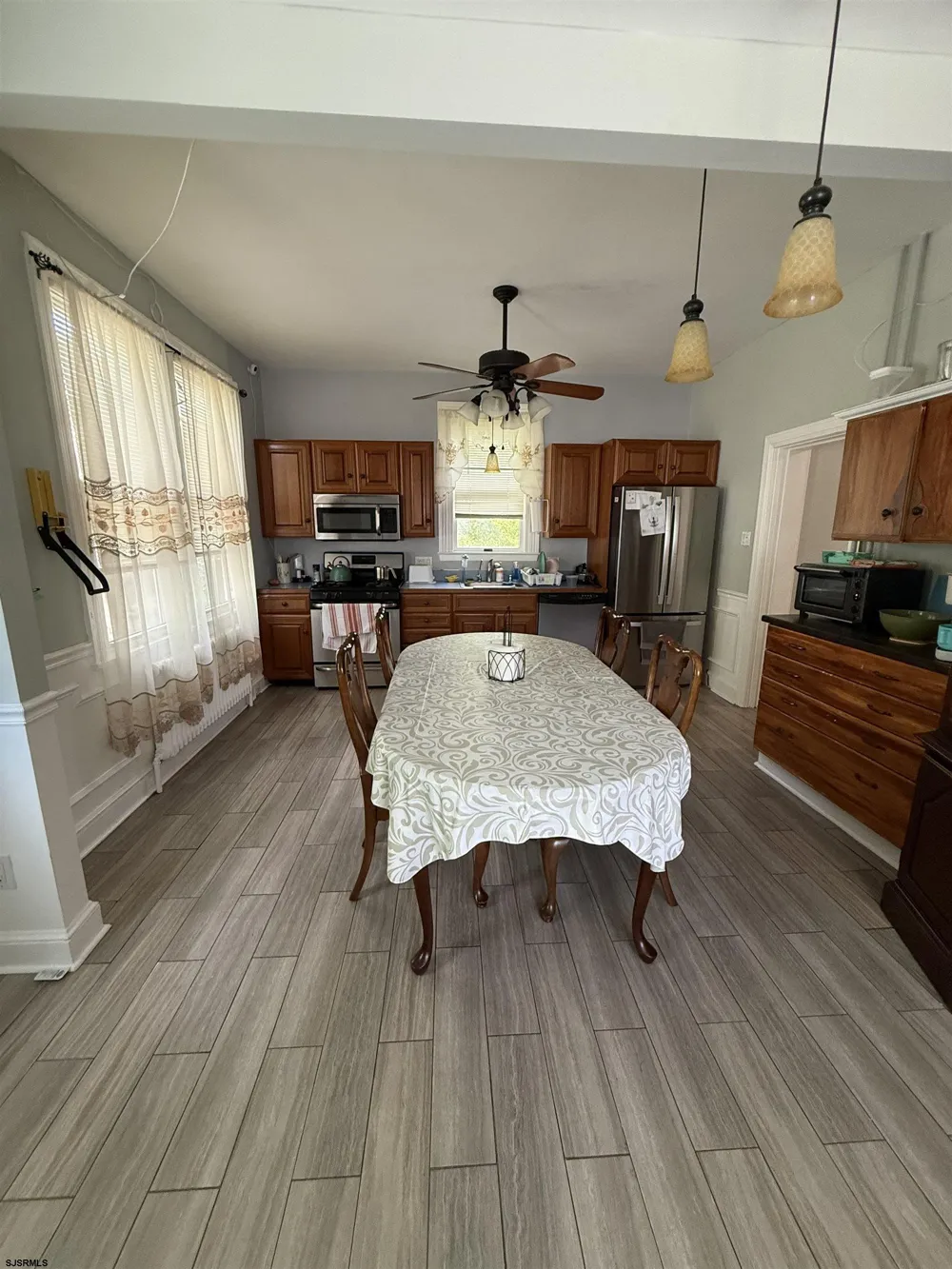 1049 Maple Ave Linwood, NJ 08221