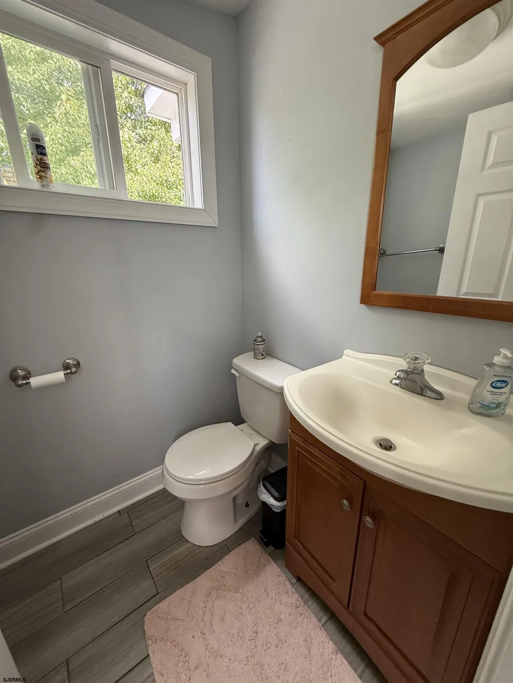 1049 Maple Ave Linwood, NJ 08221