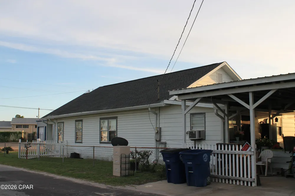 3035 E 5th Street Panama City, FL 32401