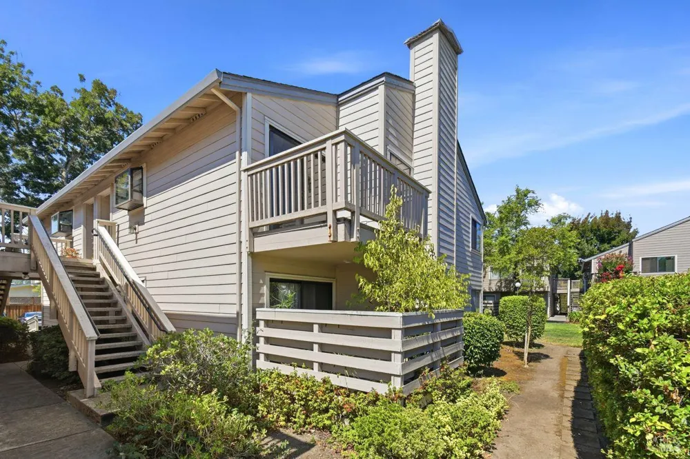 495 Mission Boulevard Santa Rosa, CA 95409
