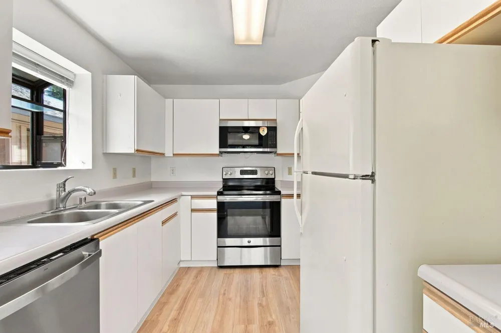 495 Mission Boulevard Santa Rosa, CA 95409