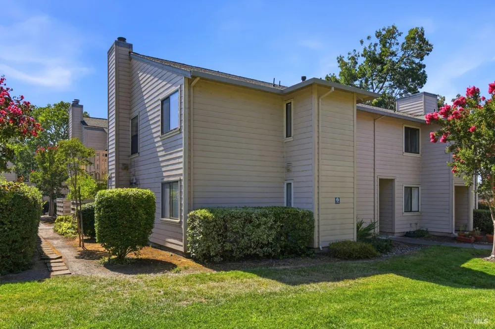 495 Mission Boulevard Santa Rosa, CA 95409
