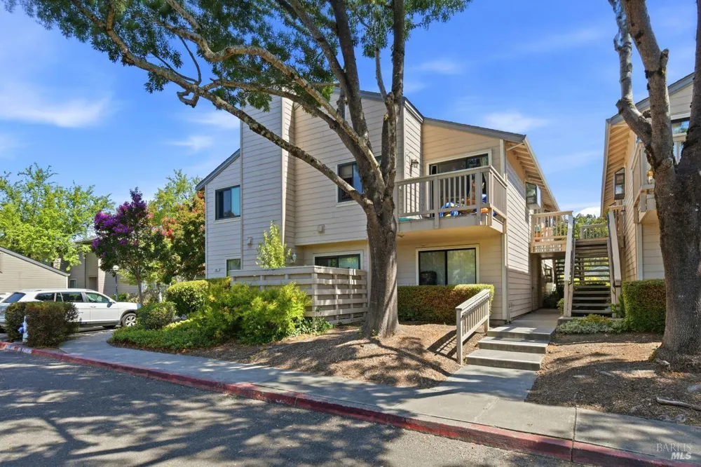 495 Mission Boulevard Santa Rosa, CA 95409