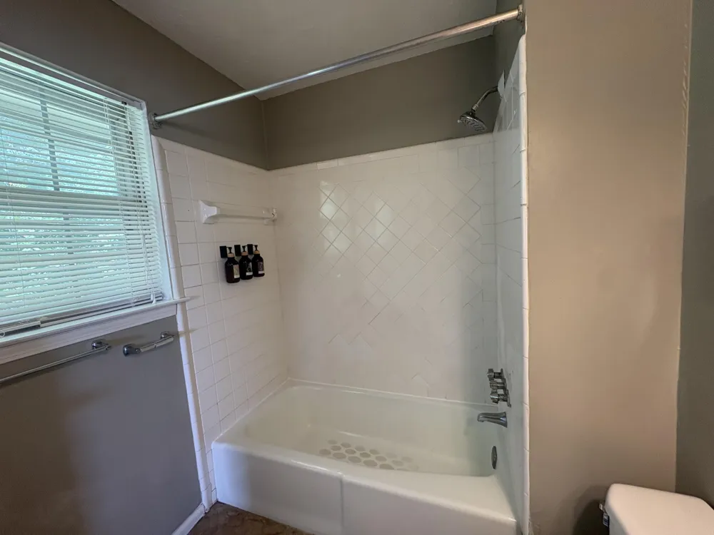2433 Meade Circle Chattanooga, TN 37406
