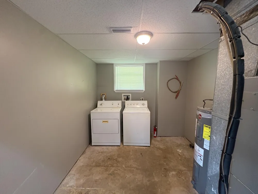 2433 Meade Circle Chattanooga, TN 37406