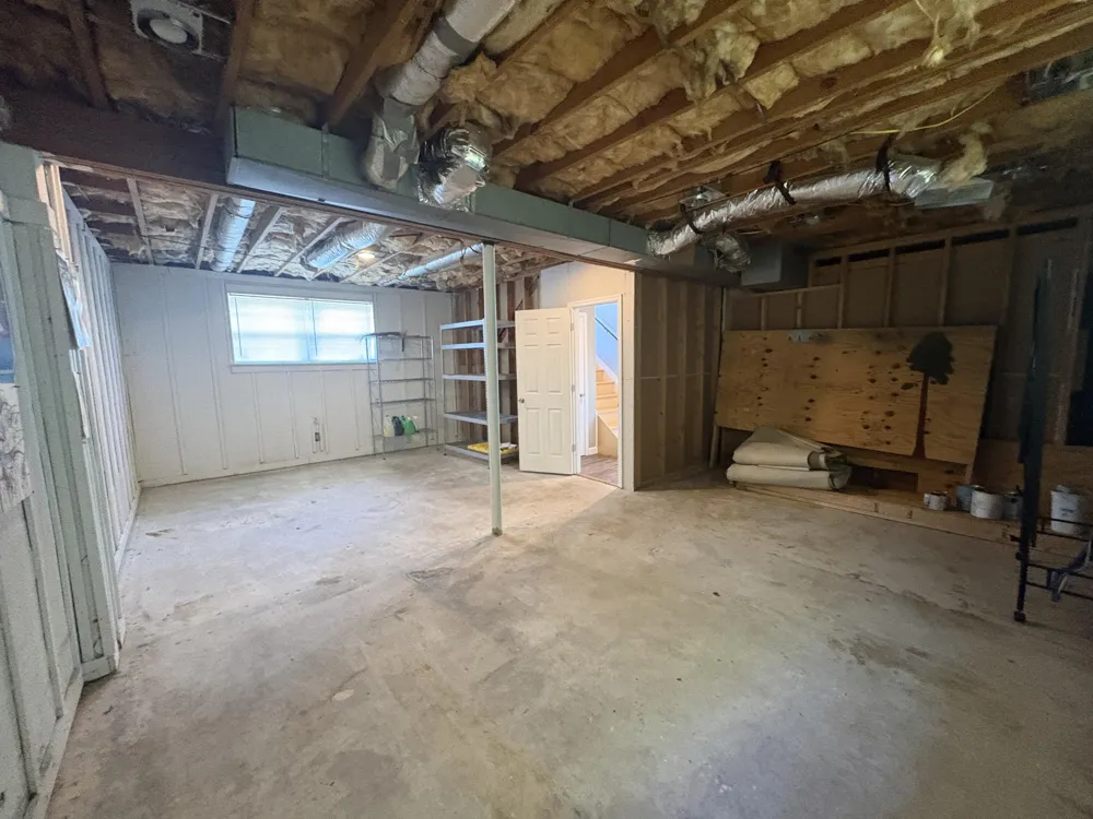 2433 Meade Circle Chattanooga, TN 37406