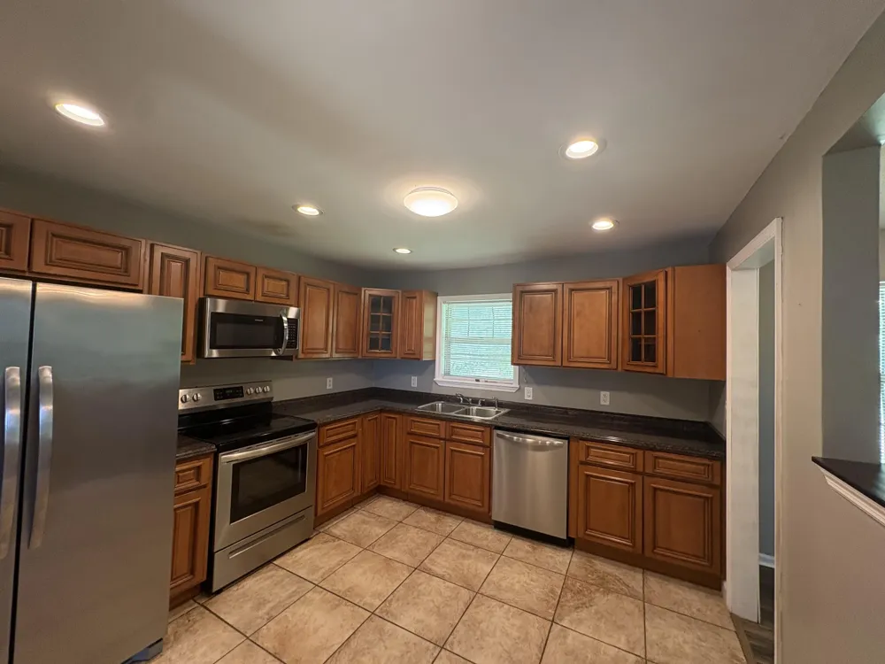 2433 Meade Circle Chattanooga, TN 37406