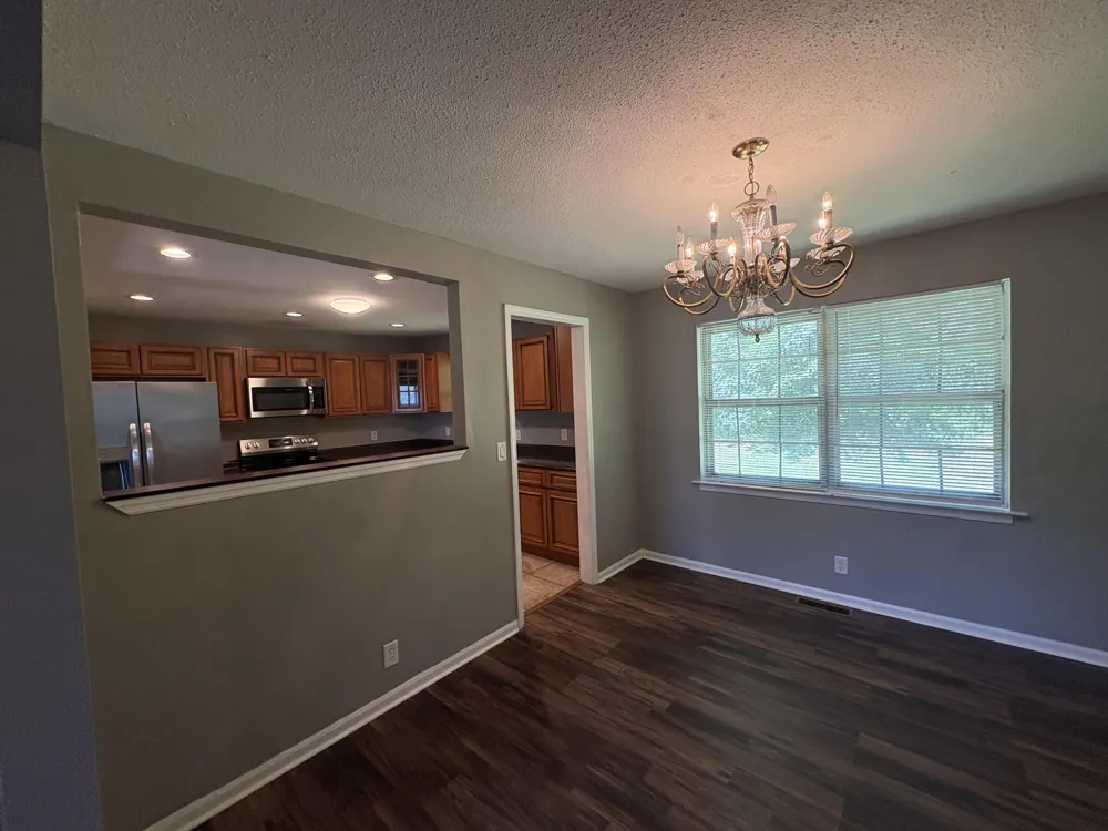 2433 Meade Circle Chattanooga, TN 37406