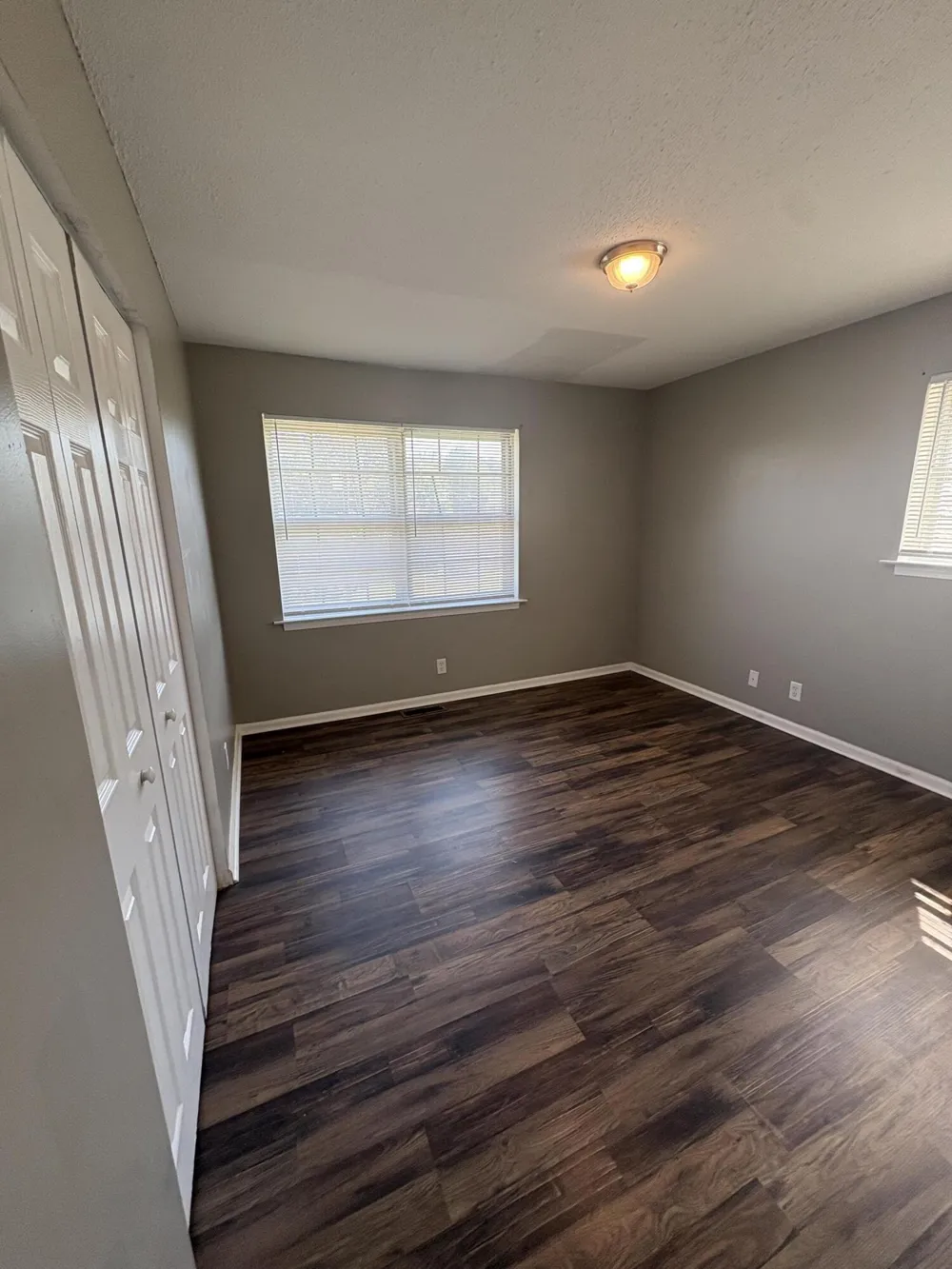 2433 Meade Circle Chattanooga, TN 37406