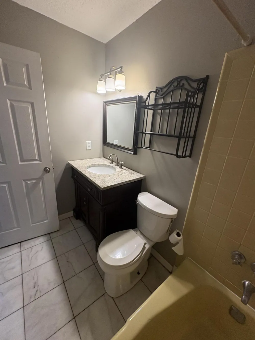 2433 Meade Circle Chattanooga, TN 37406
