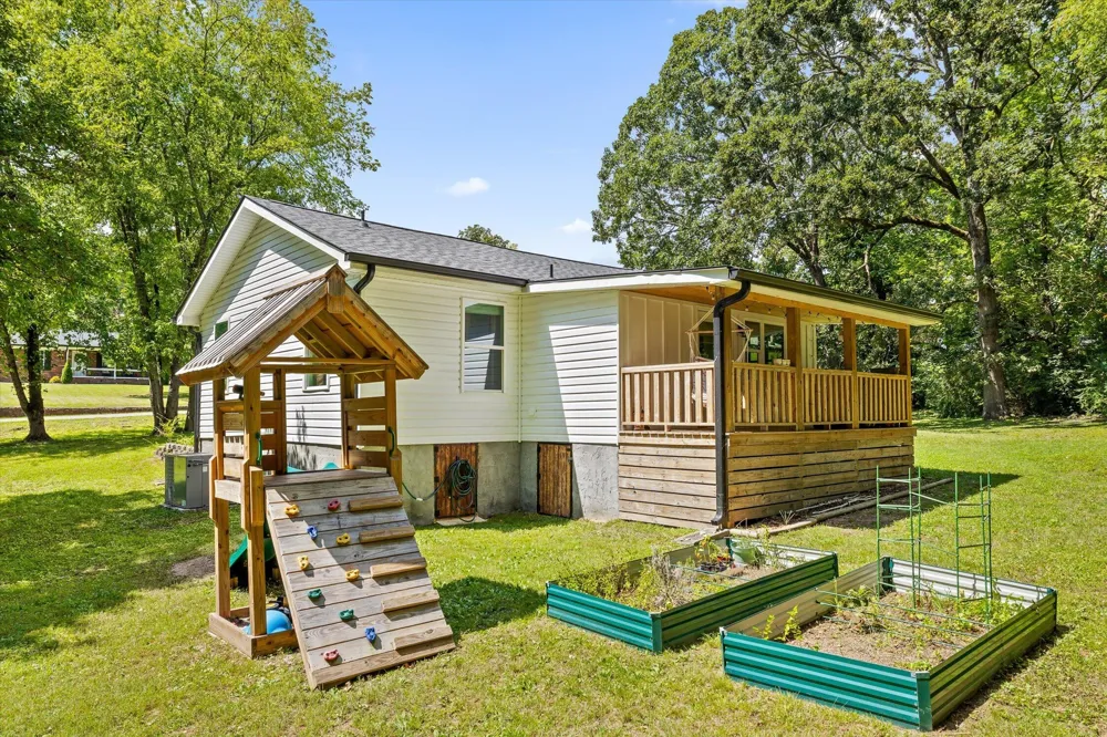 4328 Norcross Road Hixson, TN 37343