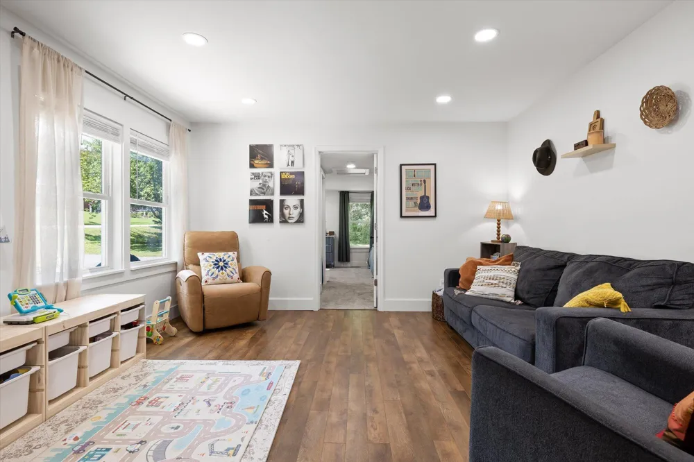 4328 Norcross Road Hixson, TN 37343
