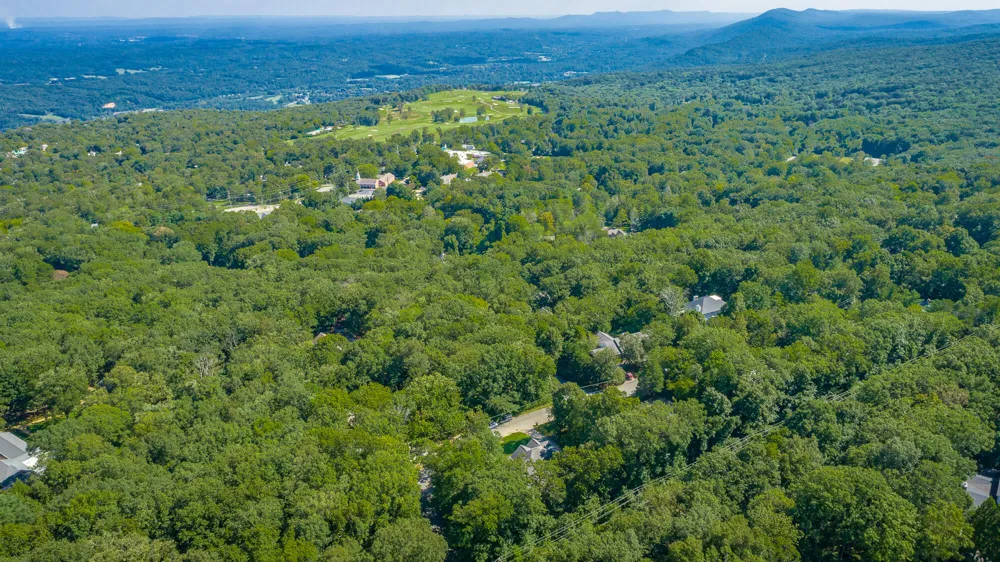 1122 Mountain Terrace Lookout Mountain, GA 30750