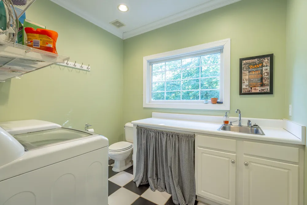 1122 Mountain Terrace Lookout Mountain, GA 30750