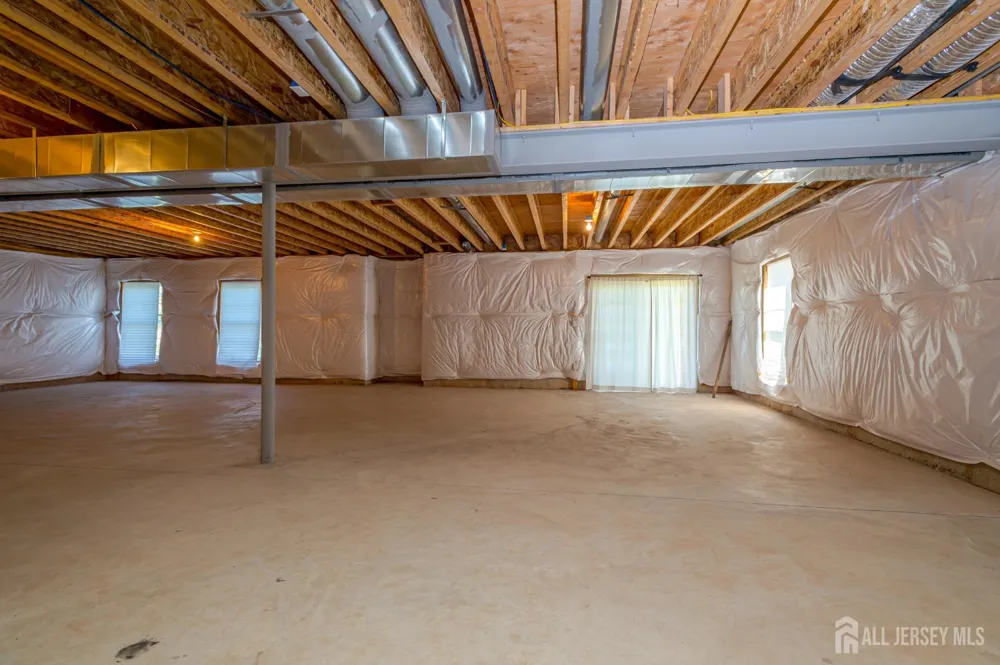 9 Comstock Lane Montgomery, NJ 08558