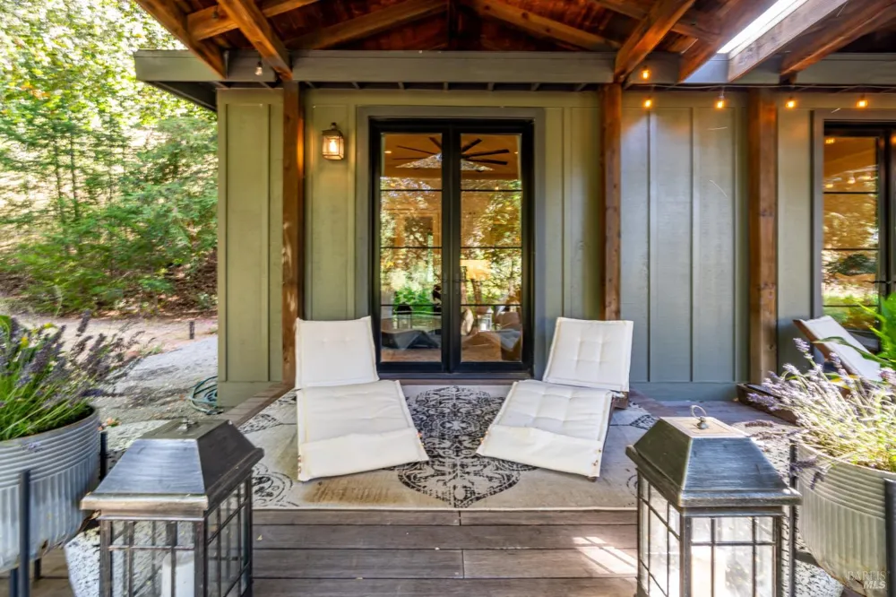 3588 Silverado Trail St. Helena, CA 94574