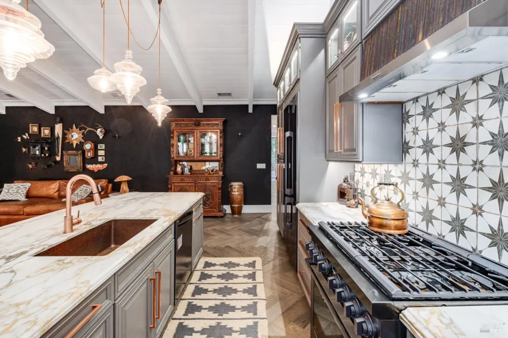 3588 Silverado Trail St. Helena, CA 94574