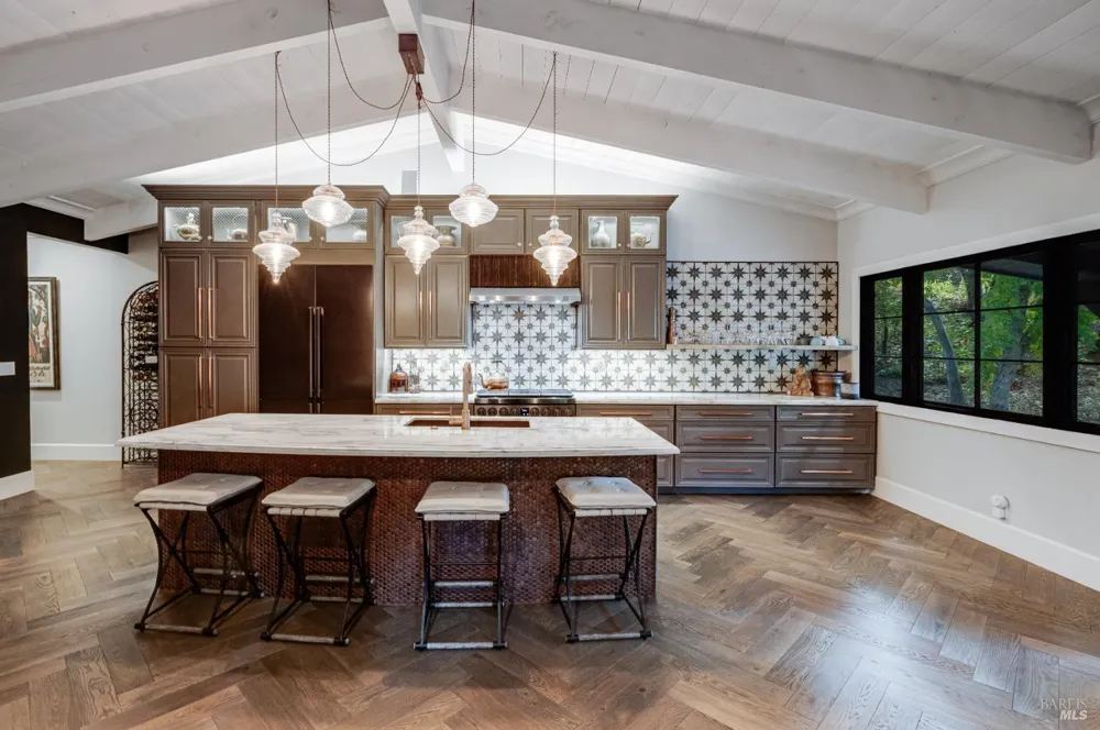 3588 Silverado Trail St. Helena, CA 94574