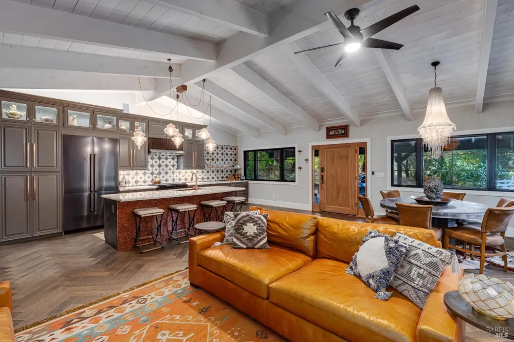 3588 Silverado Trail St. Helena, CA 94574