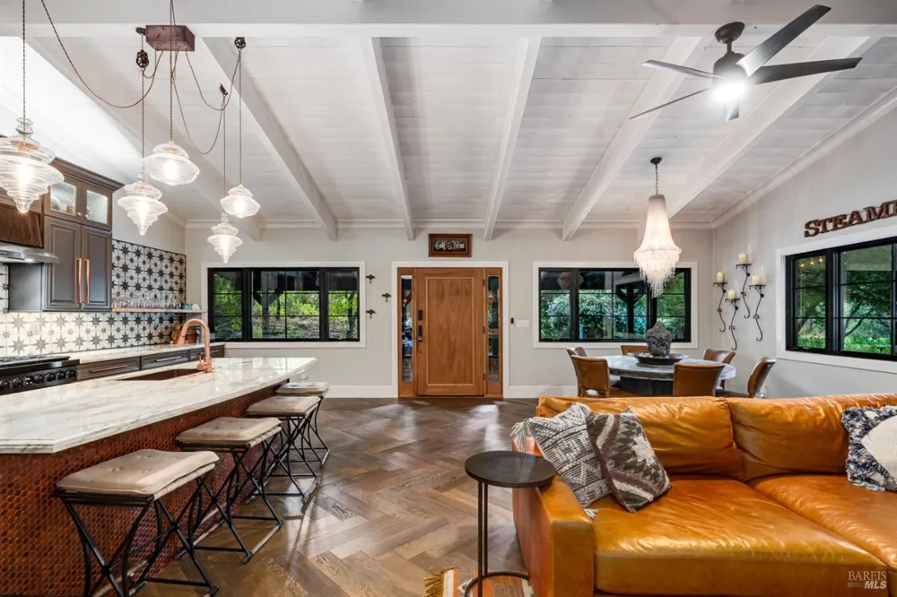 3588 Silverado Trail St. Helena, CA 94574