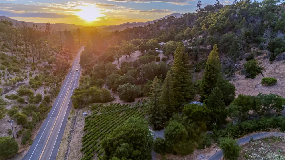 3588 Silverado Trail St. Helena, CA 94574