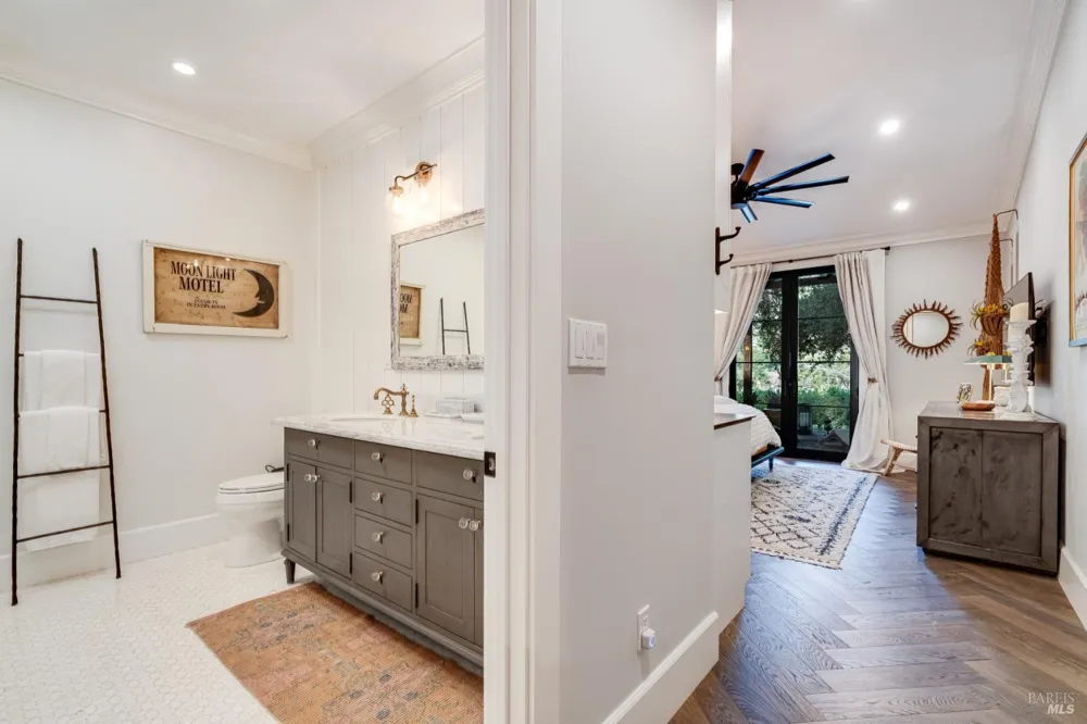 3588 Silverado Trail St. Helena, CA 94574