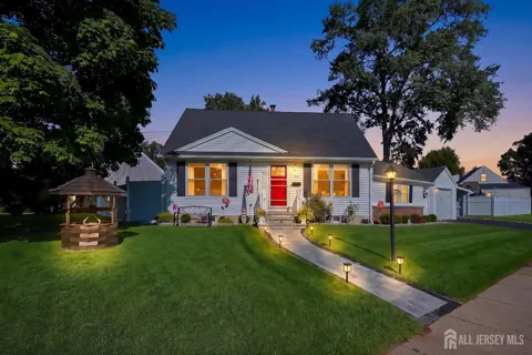 52 Leeds Drive