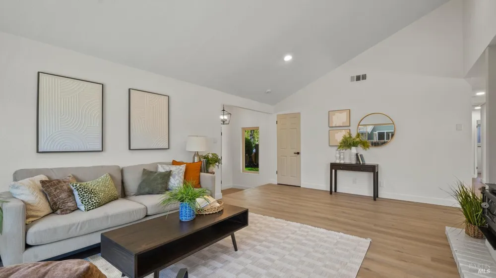 2456 Claret Street Napa, CA 94558