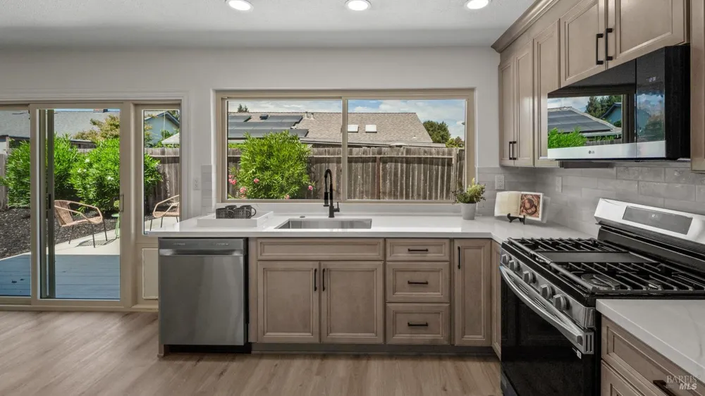 2456 Claret Street Napa, CA 94558