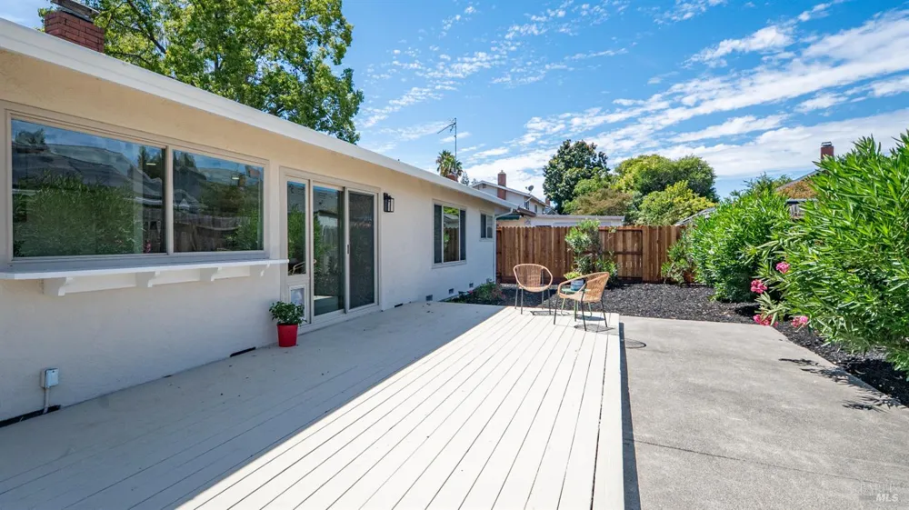 2456 Claret Street Napa, CA 94558