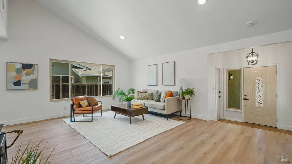 2456 Claret Street Napa, CA 94558