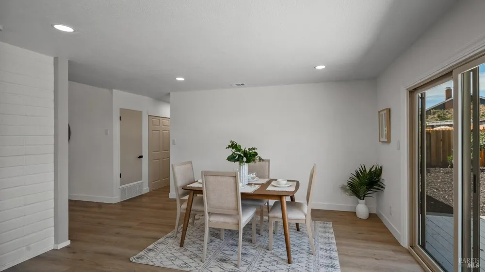 2456 Claret Street Napa, CA 94558