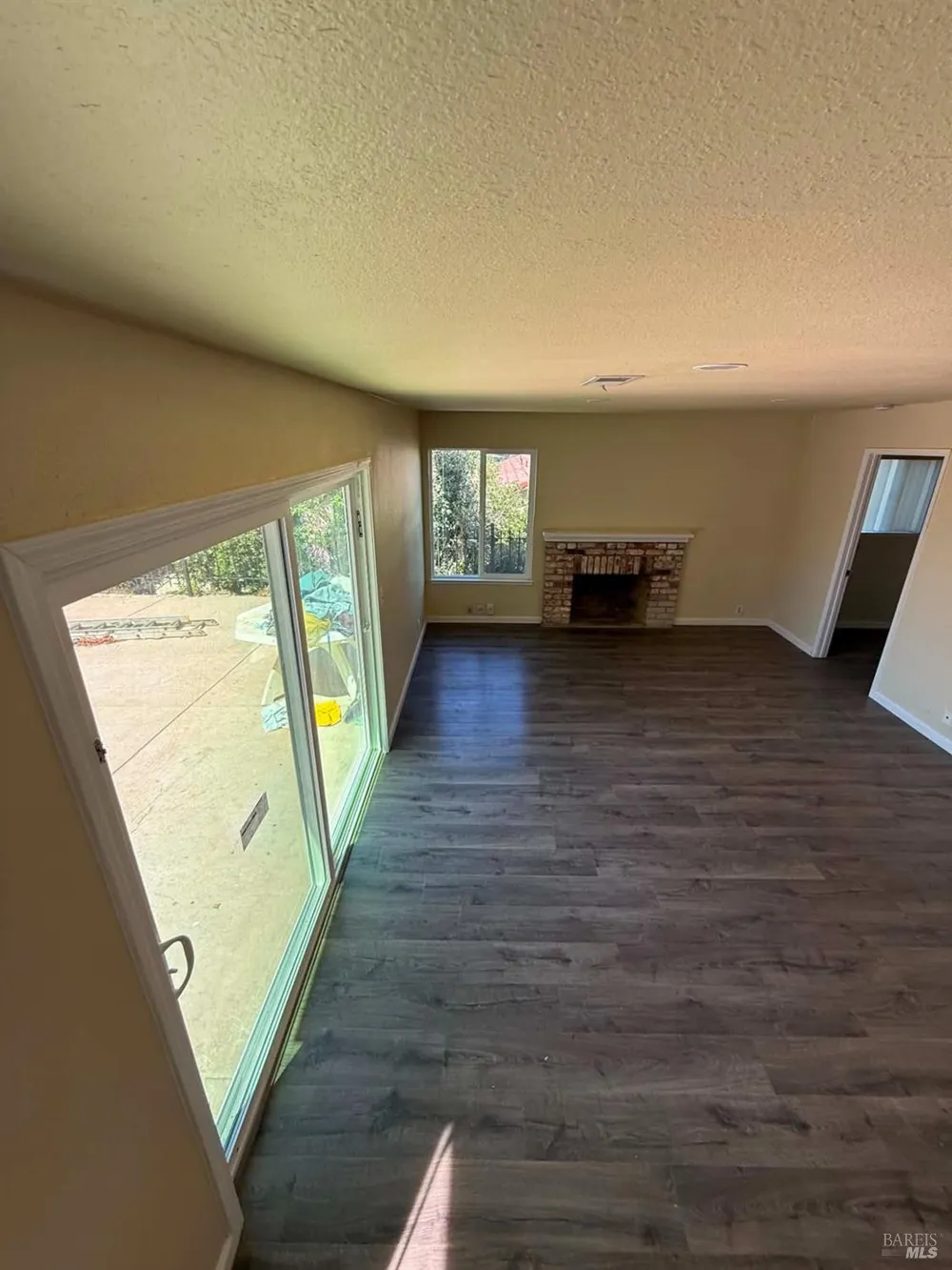 131 Hillview Drive Vallejo, CA 94591
