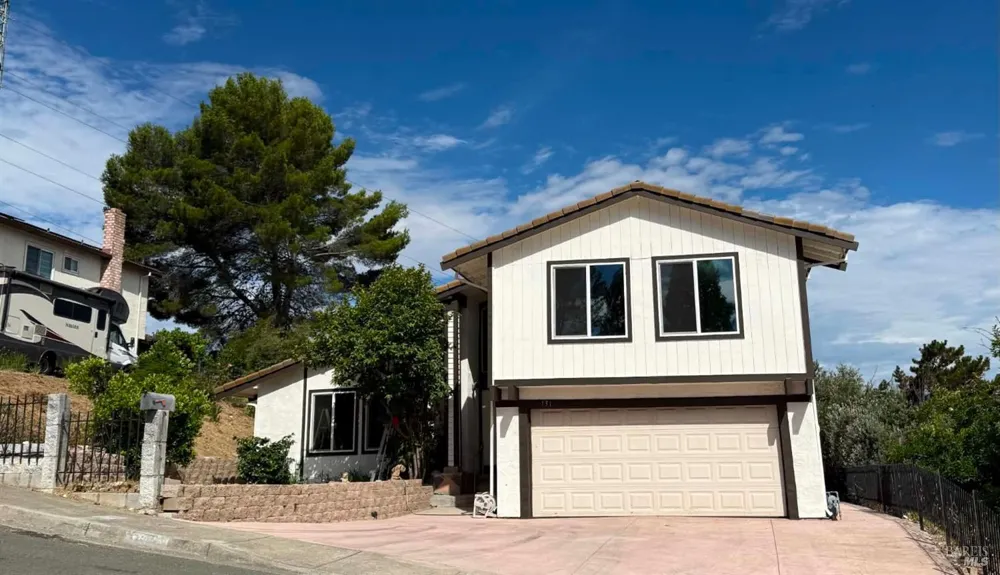 131 Hillview Drive Vallejo, CA 94591
