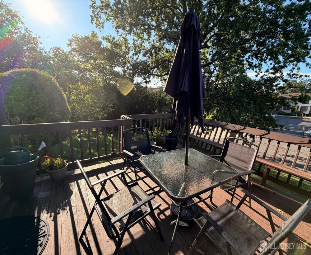 130 Highview Drive Woodbridge Proper, NJ 07095