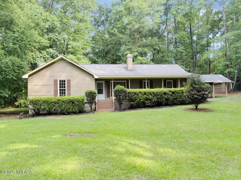 148 Greenbriar Drive