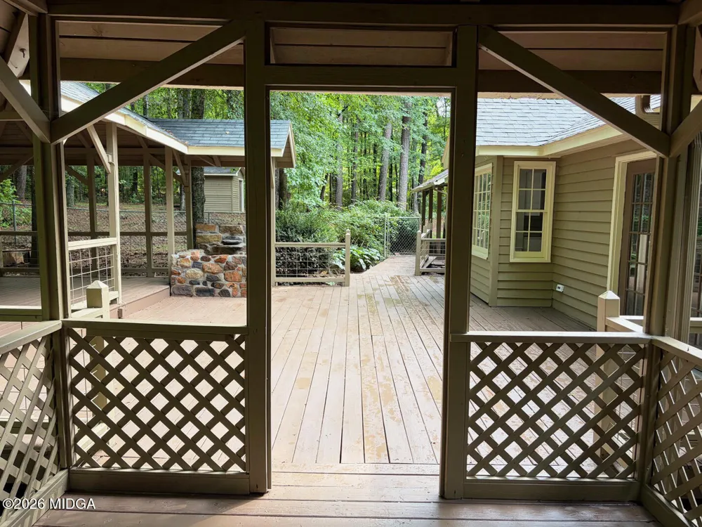 148 Greenbriar Drive Gray, GA 31032