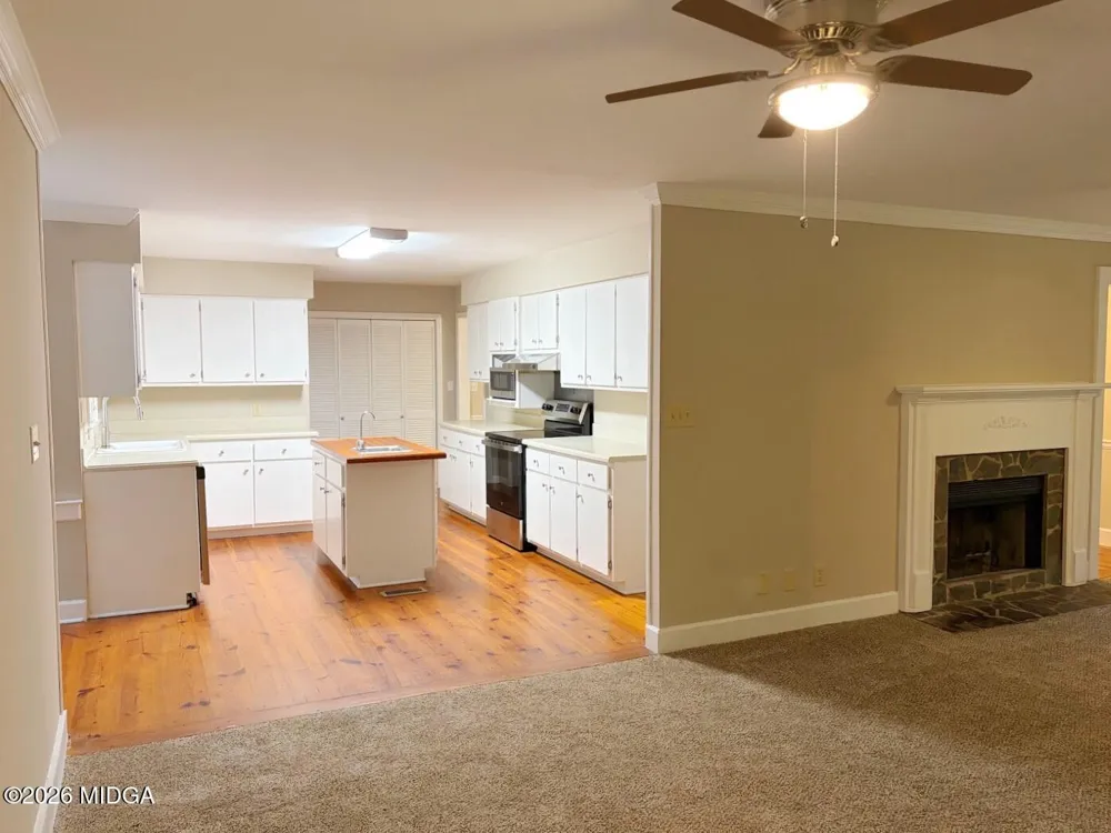 148 Greenbriar Drive Gray, GA 31032