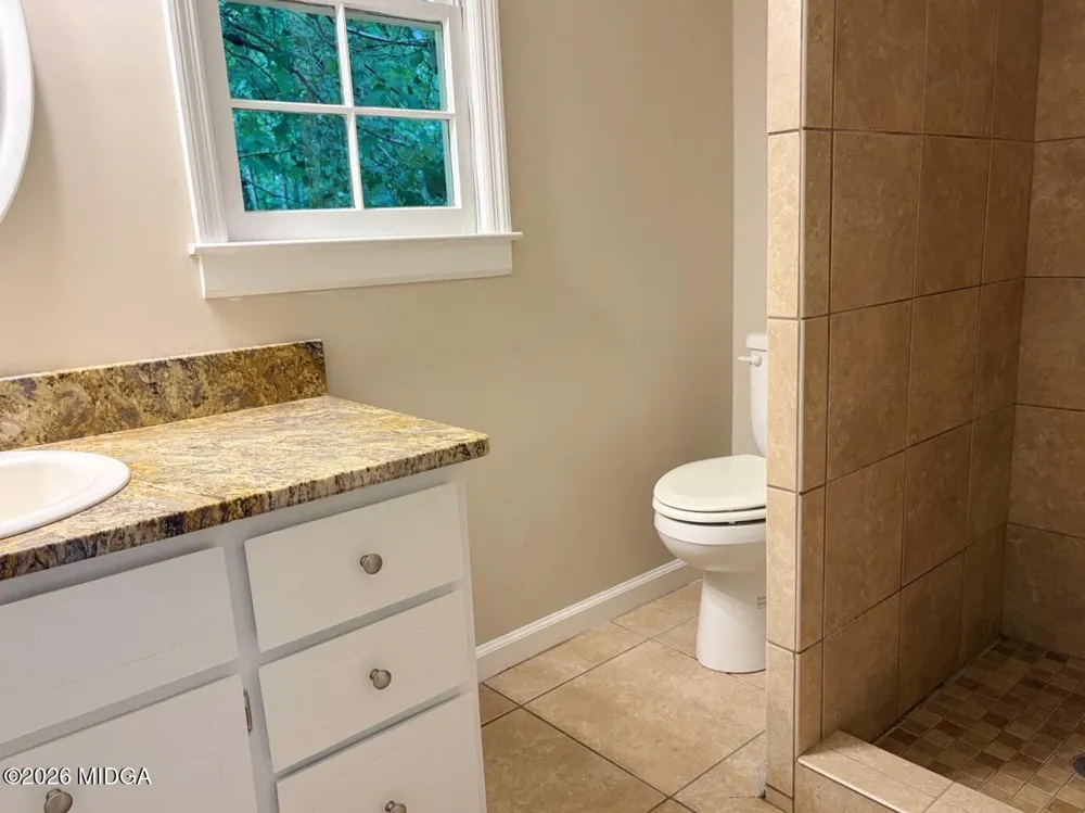 148 Greenbriar Drive Gray, GA 31032