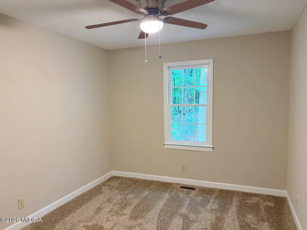 148 Greenbriar Drive Gray, GA 31032