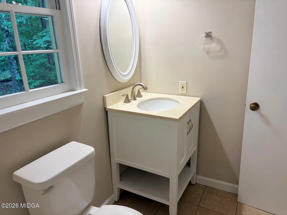 148 Greenbriar Drive Gray, GA 31032