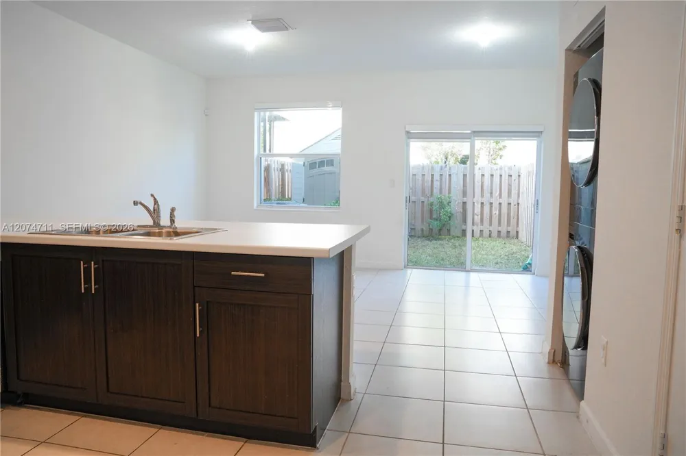 2683 SE 19th St Homestead, FL 33035