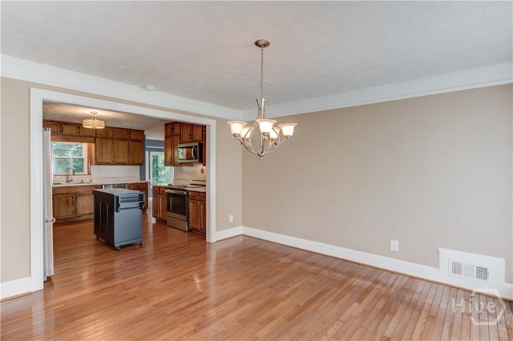 1162 Melton Drive SW Lilburn, GA 30047