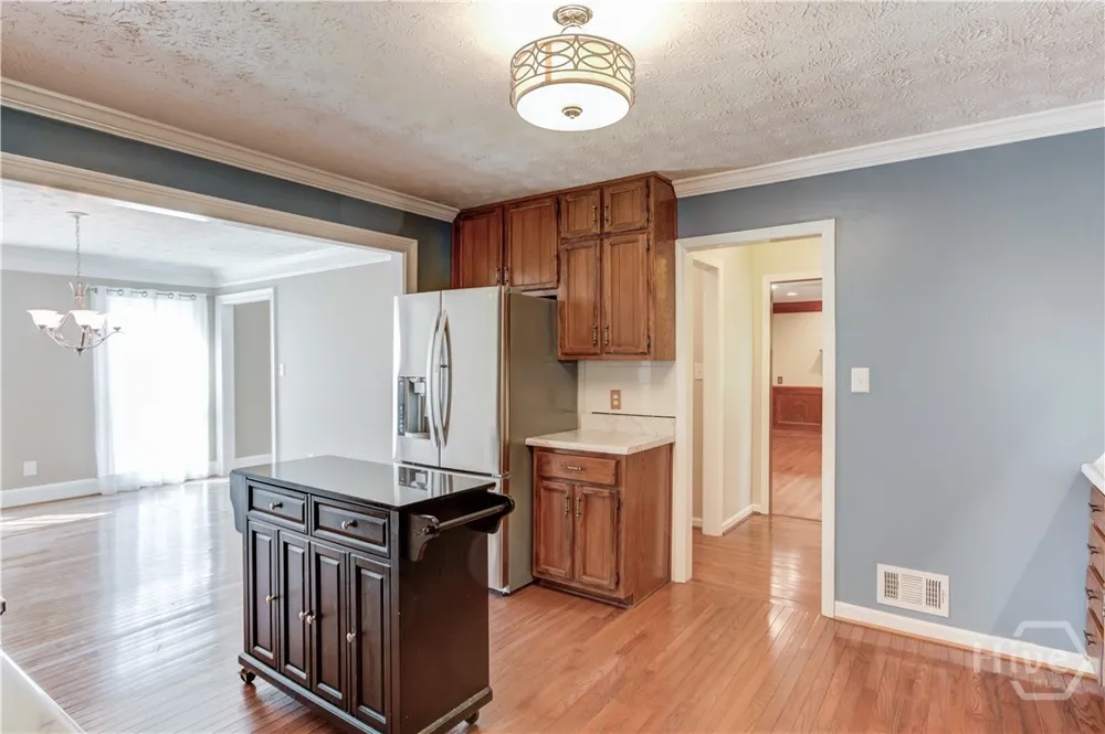 1162 Melton Drive SW Lilburn, GA 30047