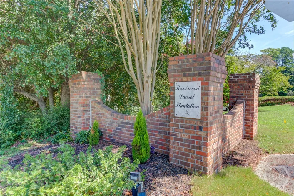 1162 Melton Drive SW Lilburn, GA 30047